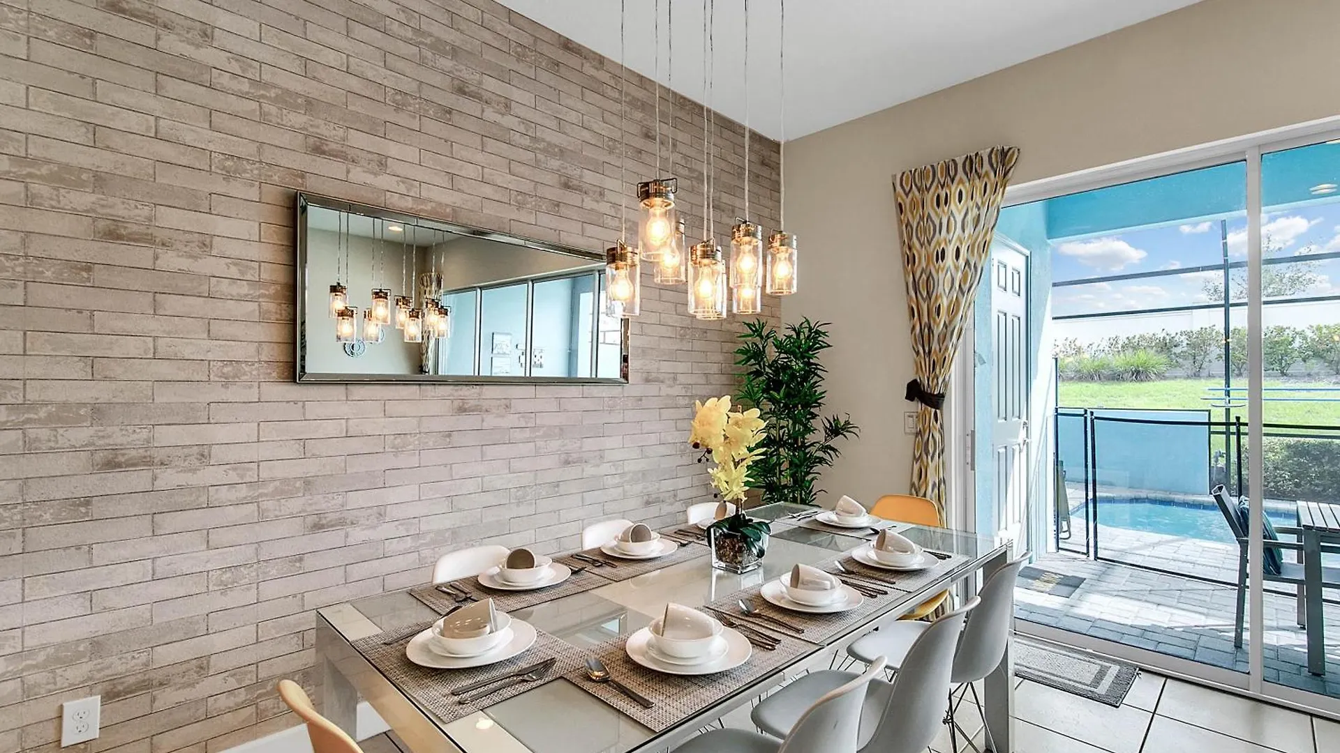 Holiday home 4 Bedrooms- 3,5 Bathrooms- Festival 382 Cd Davenport United States